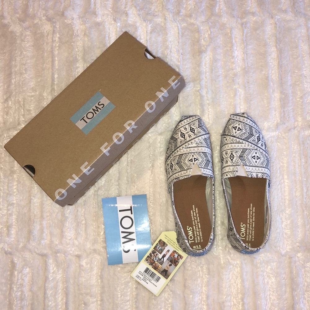 NWT tribal Toms